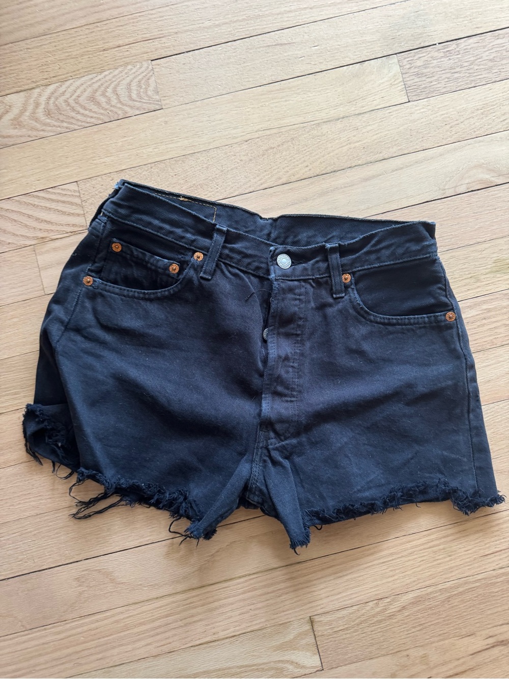 Levi’s Black Distressed High-Rise Women’s Shorts